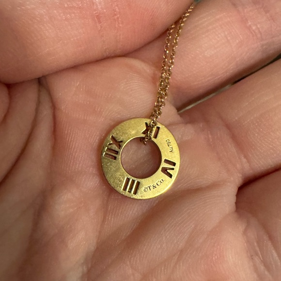 Tiffany & Co. atlas pierced 18k rose gold diamond pendant necklace - Picture 2 of 6